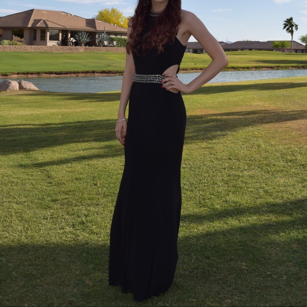 Prom Dress - Picture 4 of 5